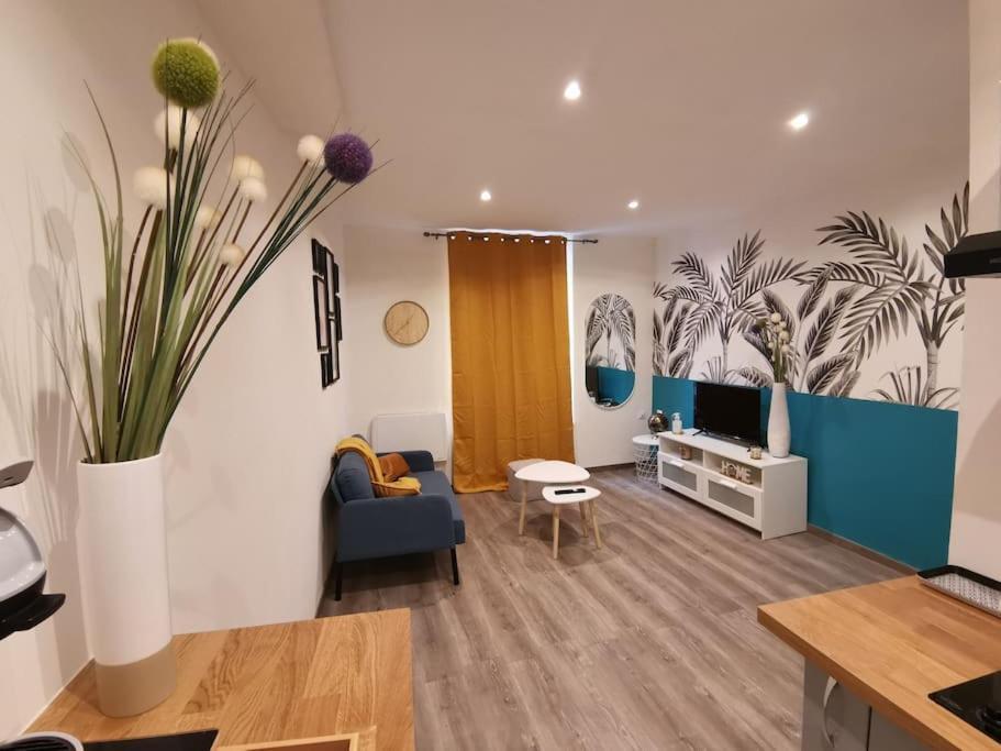 Apartment Blue Corner